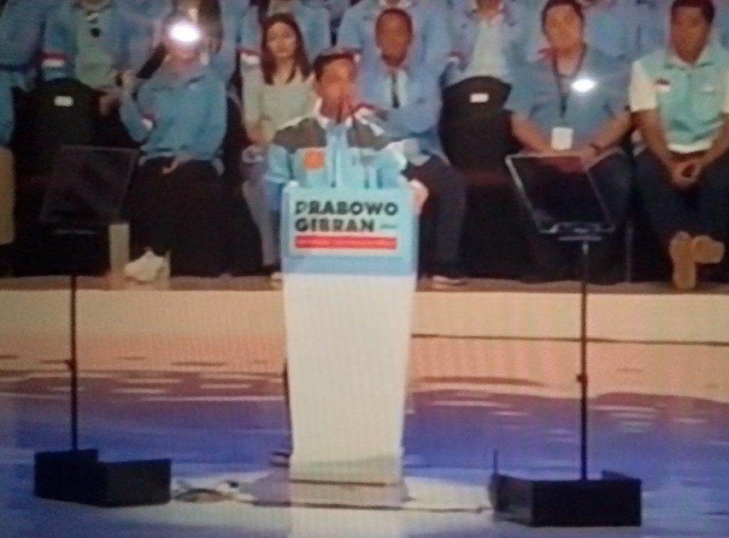 Gibran menggunakan jasa layanan SEWA TELEPROMPTER di Jakarta selama acara mereka.

#sewateleprompterpodiumjakarta
#sewateleprompterpresidensial
#rentalpresidentialteleprompter
#sewaprompterstagejakarta 