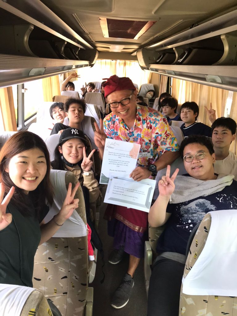 Rental TGS earphone nirkabel untuk pemandu dan peserta tur, sewa alat tour guide di kota Anda.